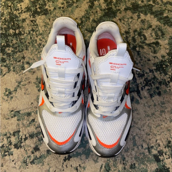 Nike Zoom Air Fire “Team Orange” White/ Silver Sneakers- Women's Size 9 - Picture 2 of 7